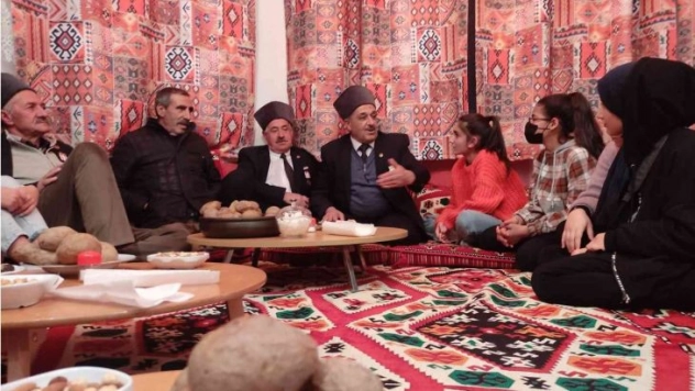 Bingöl'de Kıbrıs gazileri, çocuklara anılarını anlattı