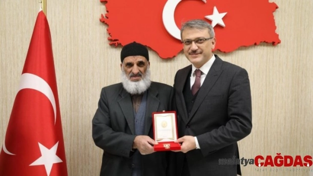 Bingöl'de Kıbrıs Gazilerine Madalyaları verildi