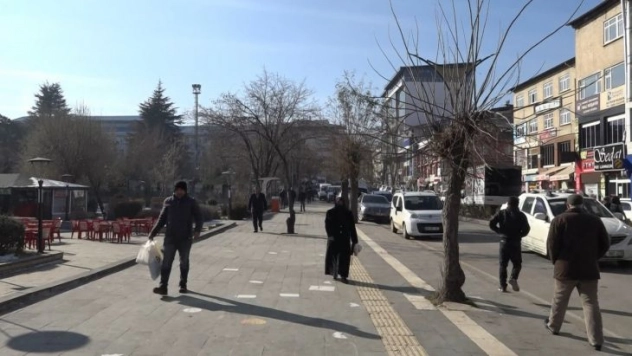 Bingöl'de korona virüs vaka oranları 10 gün içinde 2,5 kat arttı: Yeni vakaların yüzde 40'ı aşısız