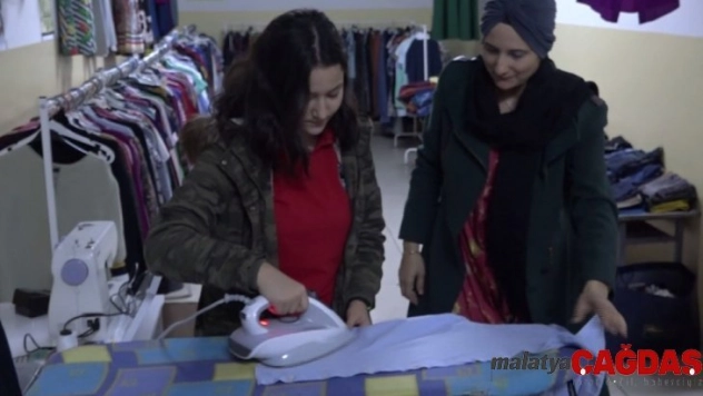 Bingöl'de mağaza gibi okul