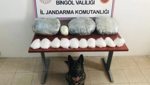 Bingöl'de piyasa değeri 4 milyon 500 bin TL uyuşturucu ele geçirildi