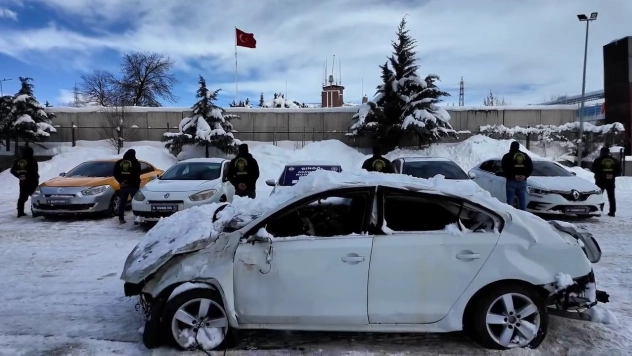 Bingöl merkezli 'change' araç operasyonu: 4 tutuklama