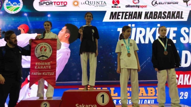 Bingöllü sporcular 8 madalya kazandı