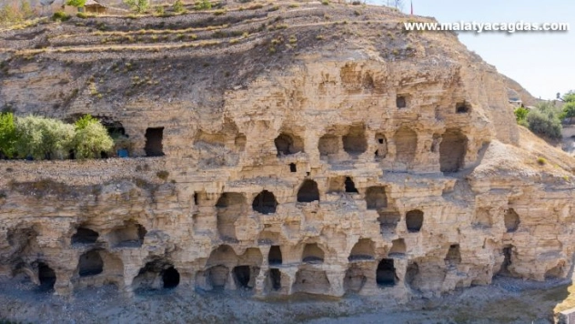 Binlerce yıllık apartman keşfedilmeyi bekliyor