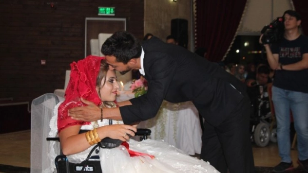 Bir aşk hikayesi 'engelleri' ortadan kaldırdı