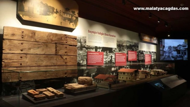 Bir şehrin hikayesi tarihi binada sergileniyor