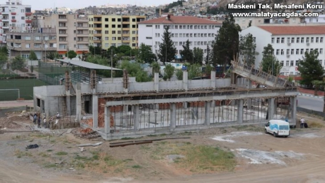 Birecik'te olimpik yüzme havuzu çalışmaları devam ediyor