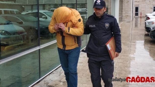 Bisiklet hırsızlığından aranan şahıs polis merkezinde yakalandı