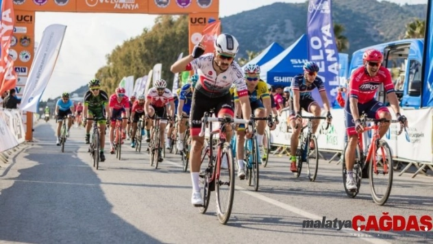 Bisiklet Takımı yol takımı ile de başarıya pedal çevirecek