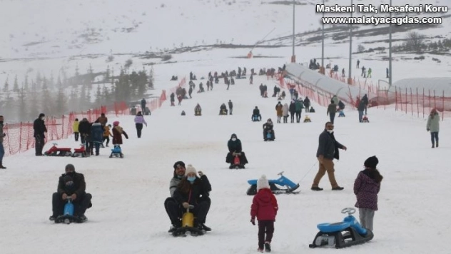 Biten kısıtlamanın tadını böyle çıkarttılar