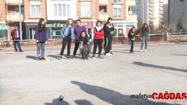 Bocce'de kupalar sahiplerini bulmaya devam ediyor