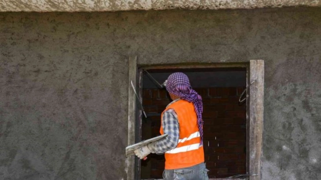 Bölge gençleri için cazibe merkezi olacak kampın yapımı başladı