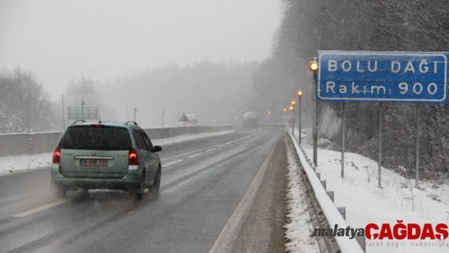 Bolu Dağı'nda kar yağışı başladı