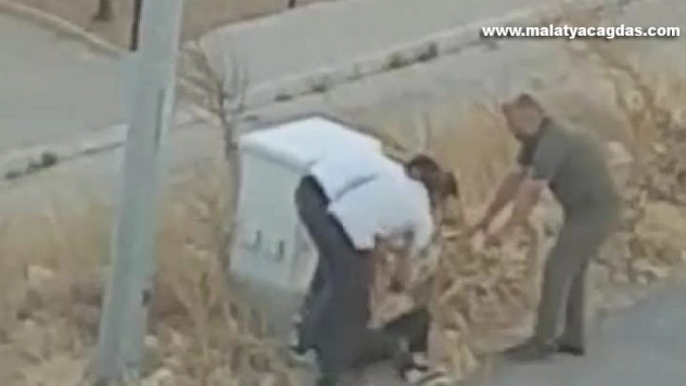 Boşanma aşamasında olduğu eşini sokak ortasında darp etti