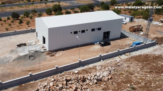 Bozova'da mezbaha inşaatı hızla yükseliyor