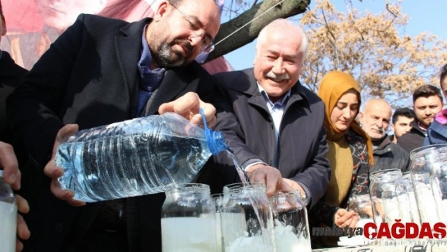Bu ilçe tereyağ için çalkaladı