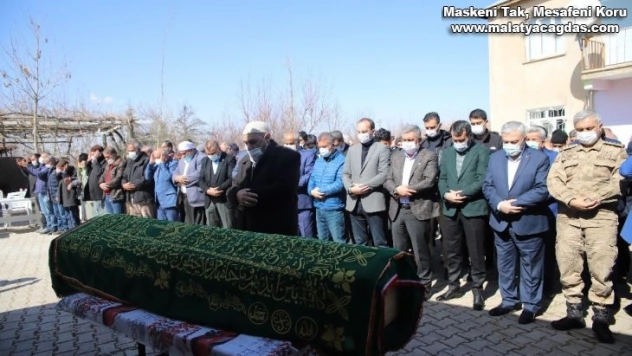 Bükardi Belediye Başkanı Açmaz son yolculuğuna uğurlandı