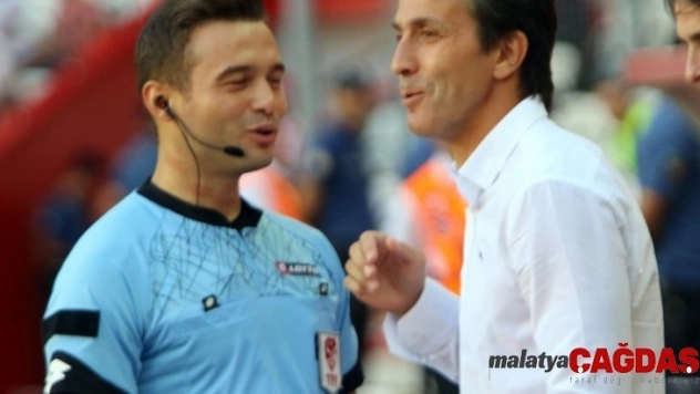 Bülent Korkmaz'dan Hakan Özmert'e övgü dolu sözler