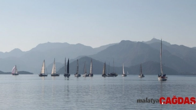 Burhanettin Tekdağ Yıl Sonu Kupası yat yarışlarının ilk günü rüzgarsız bitti