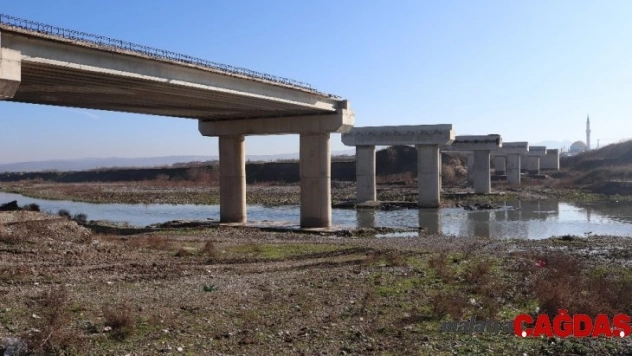 Bursa'da yıllardır beklenen 3'üncü köprü inşaatı başladı