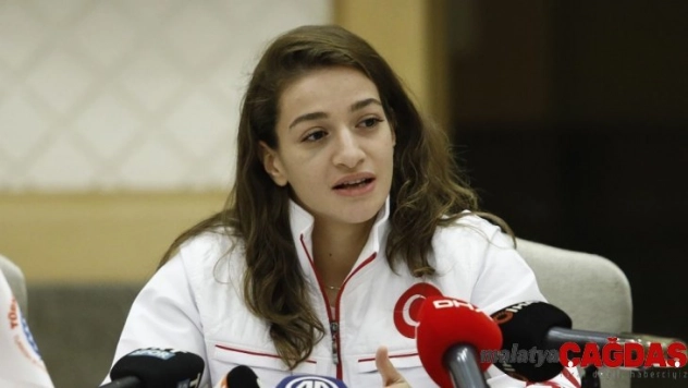 Buse Naz Çakıroğlu: 'Olimpiyatlarda altın madalya almamak için hiçbir neden yok'