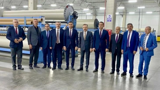 Büyükdede: 'Üreten, ihracat yapan, istihdam sağlayan sanayicimizin yanındayız'