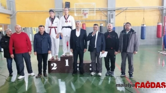 Büyükler ve Gençler Taekwondo İl Birinciliği Tamamlandı