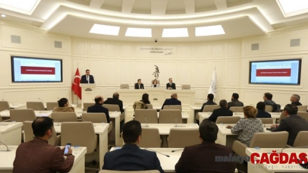 Büyükşehir, Atatürk Bulvarı ve İstasyon Caddesi için kolları sıvadı