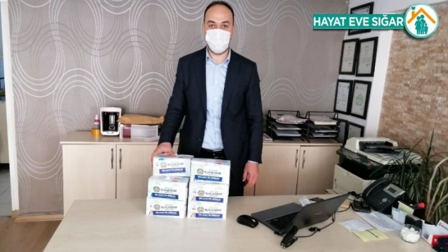 Büyükşehir Belediyesi'nin maske dağıtımı sürüyor