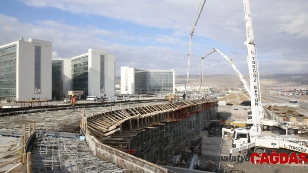 Büyükşehir'de yatırımlara engel yok