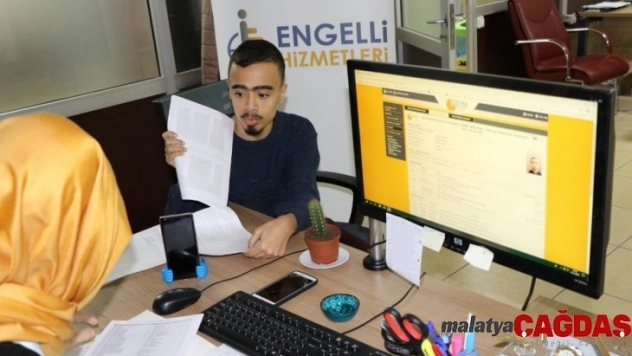 Büyükşehir'den engelli bireylere E-KPSS tercih danışmanlığı hizmeti