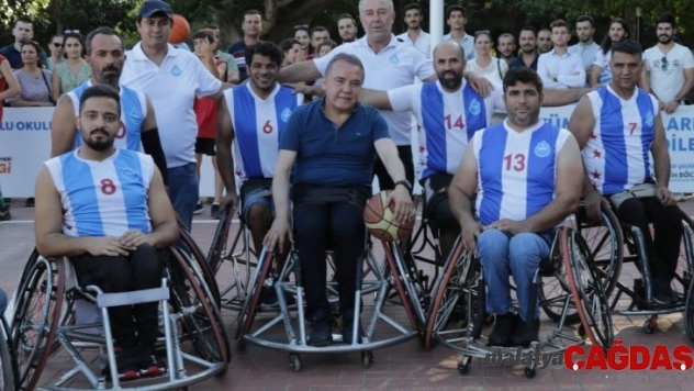 Büyükşehir'den Engelliler Günü'ne özel program