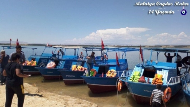 Tekne ruhsatlarını titizlikle sürdürüyor