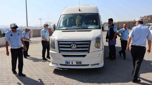 Büyükşehir zabıta okul servislerini denetledi