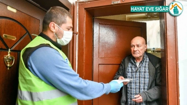 65 yaş üstü vatandaşlara maske desteği
