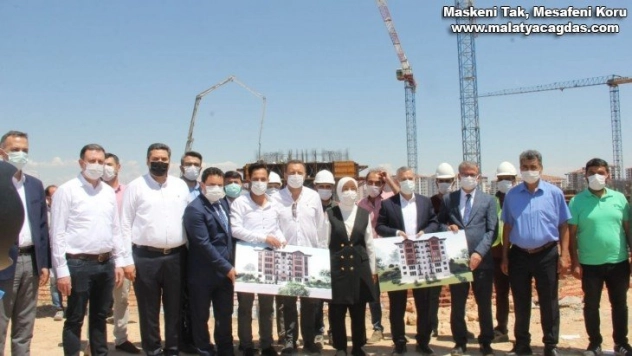 Çalık: Deprem konutlarının tamamı 6 ay içinde tamamlanacak 