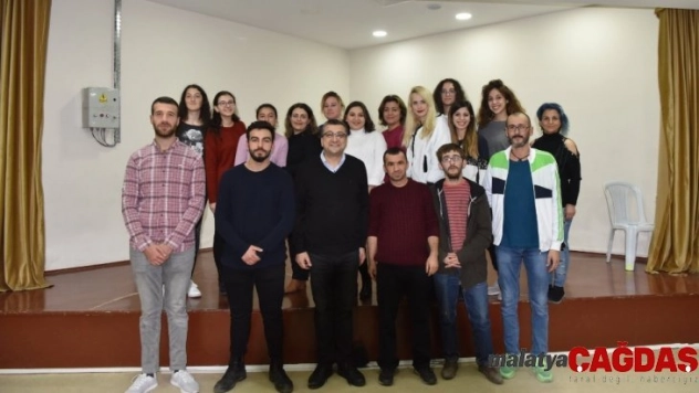 Çan Belediyesi Tiyatro Okulu çalışmalarına devam ediyor