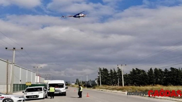 Çanakkale'de havadan helikopterle trafik denetimi