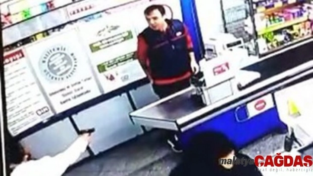 Çanakkale'deki silahlı soygun kameralara yansıdı