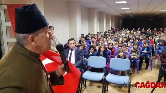 Çanakkale Gazisi Kaçmaz'ın oğlu öğrencilerle buluştu