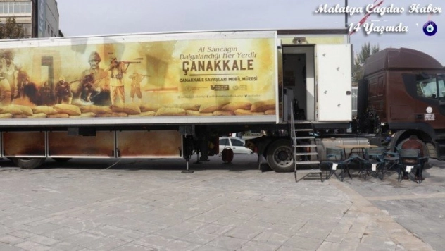 Çanakkale Savaşları Mobil Müzesi'ne ilgi