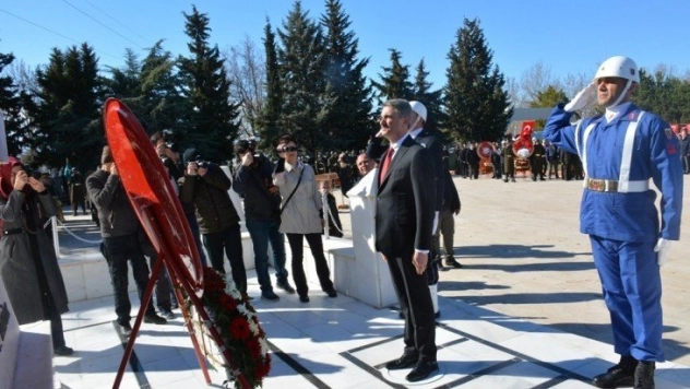 Çanakkale Şehitleri Düzenlenen Törenle Anıldı