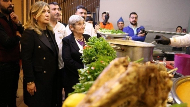 Canan Karatay: Kelle paça korona virüsü önler