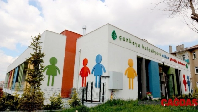 Çankaya otizmin farkında