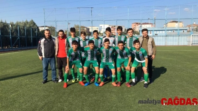 Çayırova'nın genç takımı U-16'da 'play-off'a hazır