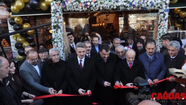 Cemil Bey Kahvecisi  Malatyalılarla Buluştu