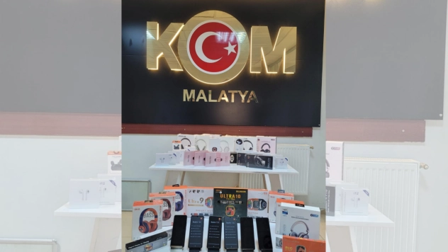 Cep Telefon ve Akıllı Saat Ele Geçirildi