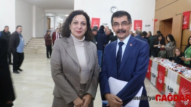 CHP'de gergin kongre