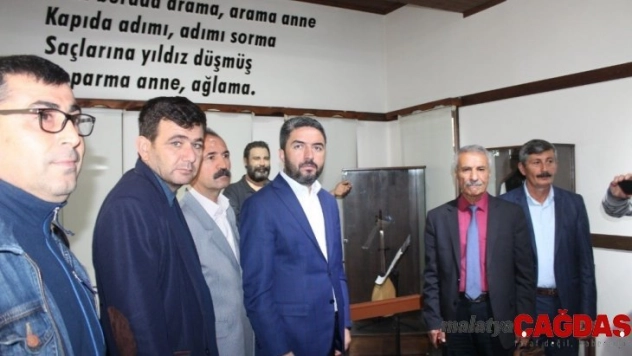 CHP'den Ahmet Kaya'nın mezarının Türkiye'ye getirilmesi talebi