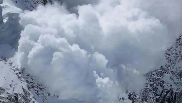 Çığ tehlikesi ve buzlanmaya dikkat!